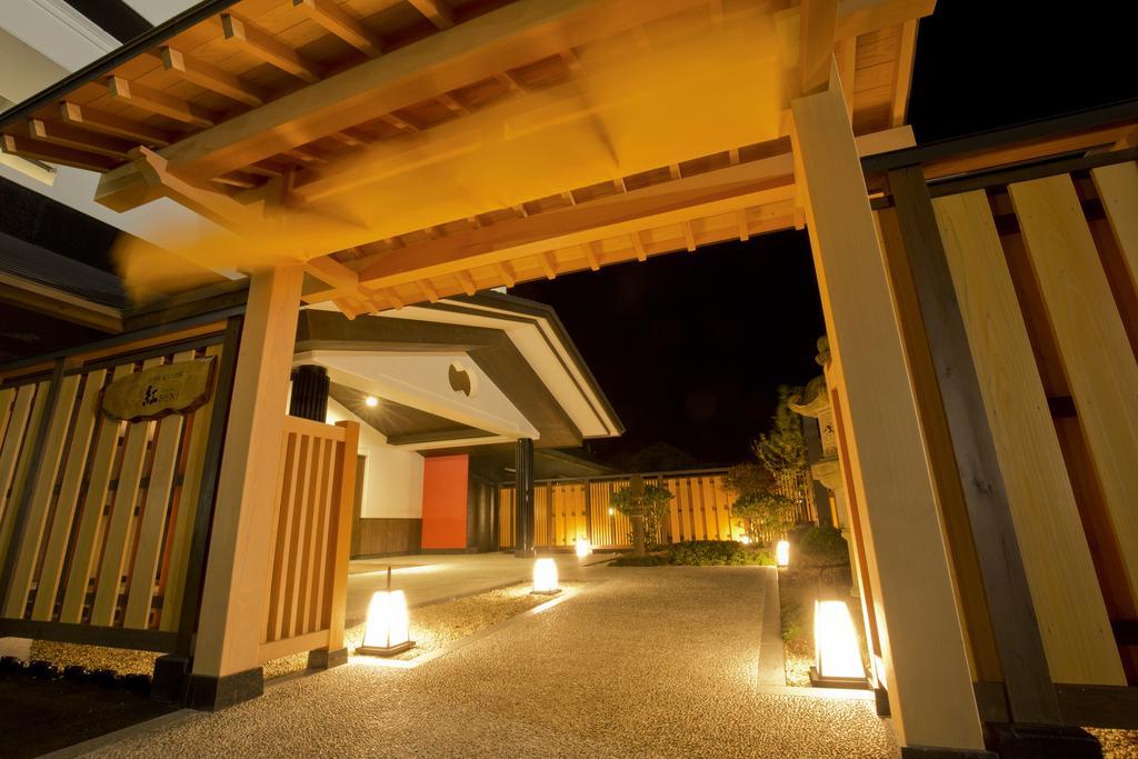 Takamiya Ryokan Beni Tozawa Exterior photo